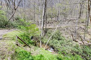 Hillside Cabin + Grill - Near Smoky Mountains