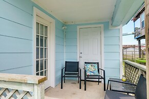 Walk to Aransas Bay: Beautiful Rockport Townhome