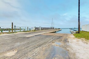 Walk to Aransas Bay: Beautiful Rockport Townhome