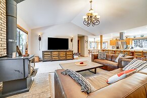 Calpine Mountain Retreat w/ High-speed Internet