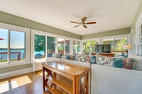 Riverfront St Clair Home - Walk to Downtown!