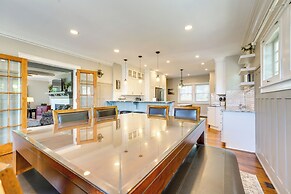 Riverfront St Clair Home - Walk to Downtown!