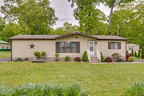Beachy Lewes Home w/ Outdoor Shower & Fire Pit!