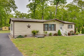Beachy Lewes Home w/ Outdoor Shower & Fire Pit!