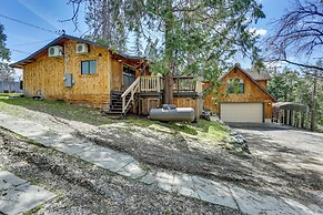 9 Mi to Bass Lake: Cabin w/ Fire Pit in Wishon!