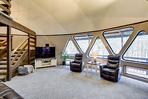 Wisconsin Vacation Rental: 1 Mi to Road America!