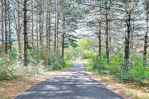 Wisconsin Vacation Rental: 1 Mi to Road America!