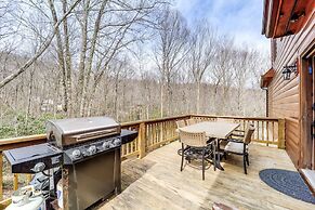Deck + Scenic Views: Beech Mountain Cabin