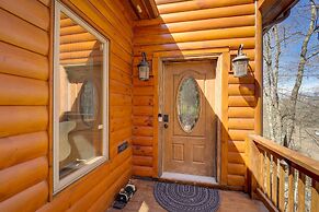 Deck + Scenic Views: Beech Mountain Cabin