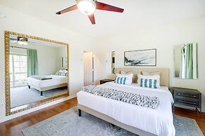 Deck + Scenic Views: Beech Mountain Cabin