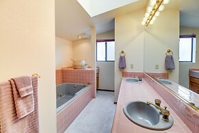 Spacious Pinetop-lakeside Home w/ Deck - Near Golf