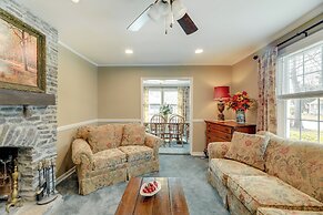 Charming New Bern Cottage w/ Grill & Fire Pit!