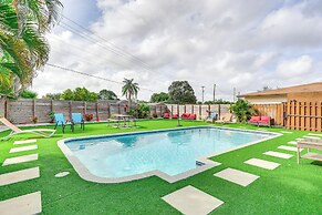 Private Pool & Patio: Fort Lauderdale Home!