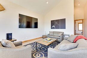 Fraser Getaway w/ Deck Near Winter Park Resort!