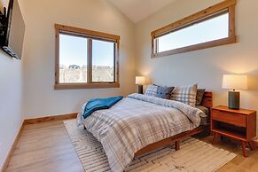 Fraser Getaway w/ Deck Near Winter Park Resort!