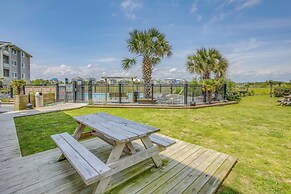 Carolina Beach Condo w/ Community Pool
