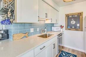 Carolina Beach Condo w/ Community Pool