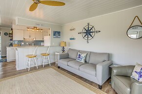 Carolina Beach Condo w/ Community Pool