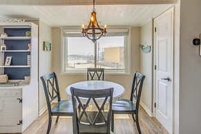 Carolina Beach Condo w/ Community Pool