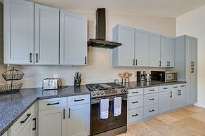 California Getaway w/ Private Outdoor Pool