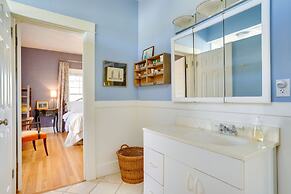 Vintage Home w/ Mtn Views: 12 Mi to Patagonia Lake