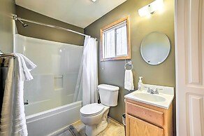 Higgins Lake Retreat - Hike, Swim, Relax!