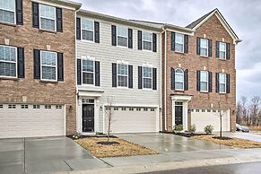 Modern & Spacious Family Home w/ Pool Access!