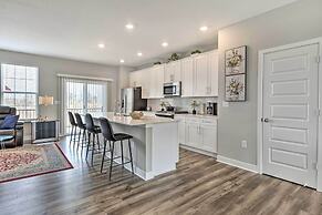 Modern & Spacious Family Home w/ Pool Access!