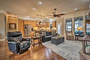 Spacious Golf Course Getaway in Hot Springs!