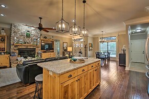 Spacious Golf Course Getaway in Hot Springs!