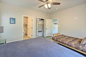 Home w/ Screened Porch - Near Toledo Bend Lake!