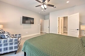 Home w/ Screened Porch - Near Toledo Bend Lake!