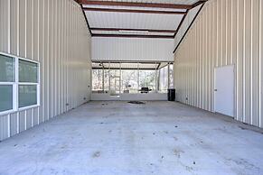 Home w/ Screened Porch - Near Toledo Bend Lake!