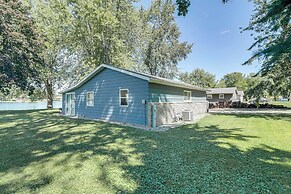 Riverfront Dixon, Illinois, Vacation Rental!