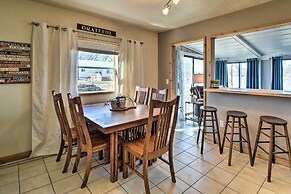 Riverfront Dixon, Illinois, Vacation Rental!