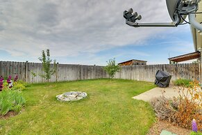 Family-friendly Columbia Falls Townhome w/ Views!