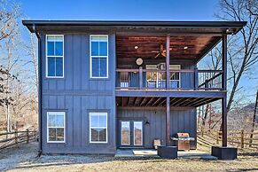 Waynesville House: Fire Pit + Mountain Views!