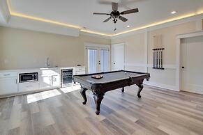 Waynesville House: Fire Pit + Mountain Views!