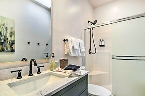 Pool Access: Mountain-view Condo in Fountain Hills