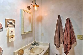 Show Low Cabin w/ Fire Pit: Near Hiking!