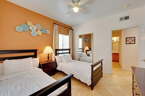 Sunny First-floor Phoenix Condo w/ Community Pool