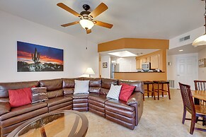 Sunny First-floor Phoenix Condo w/ Community Pool
