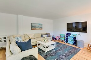 Finger Lakes Vacation Rental w/ Hot Tub & Pool