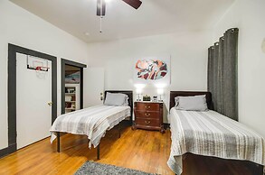 Updated Greenwood Cottage Apt < 1 Mi to Dtwn!