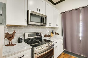Updated Greenwood Cottage Apt < 1 Mi to Dtwn!