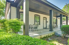 Updated Greenwood Cottage Apt < 1 Mi to Dtwn!