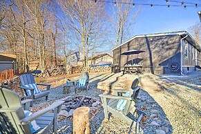Game Room + Lake Access: Serene Tobyhanna Retreat