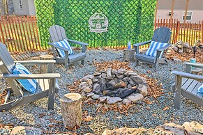 Game Room + Lake Access: Serene Tobyhanna Retreat