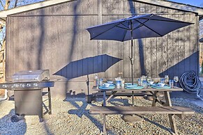 Game Room + Lake Access: Serene Tobyhanna Retreat