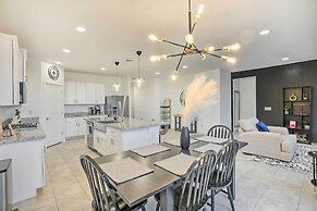 New-build Glendale Home w/ Hot Tub + Putting Green